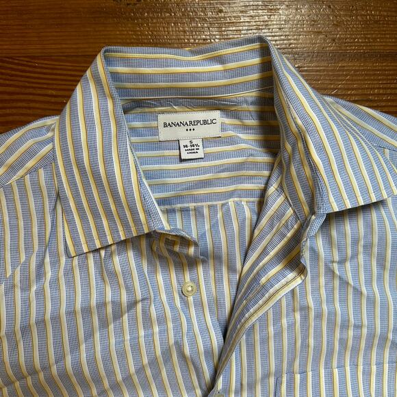 Banana Republic light blue striped long sleeve button up collar shirt SIZE S - Picture 2 of 4